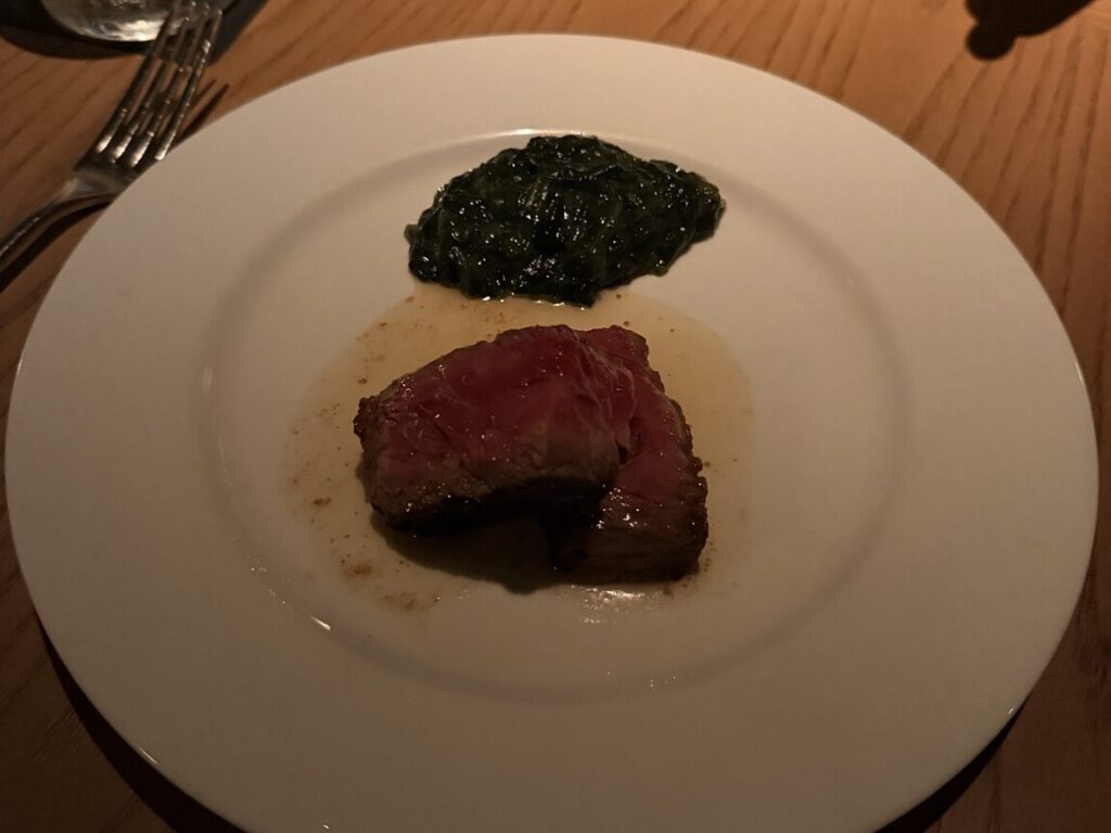 お肉はミディアムレアがおすすめ