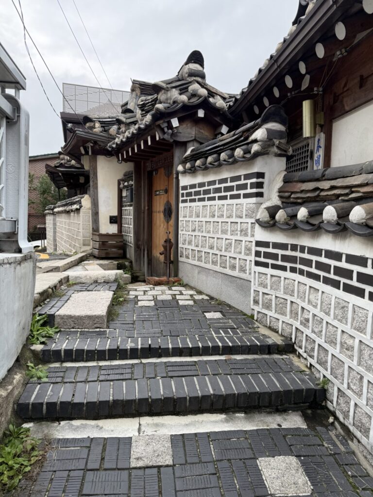 安国の韓屋が並ぶ路地
