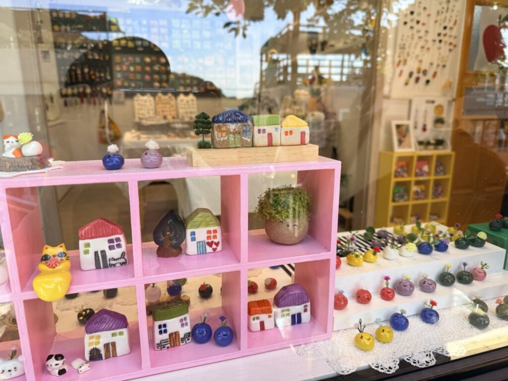 甘川文化村のショップショーウィンドウ