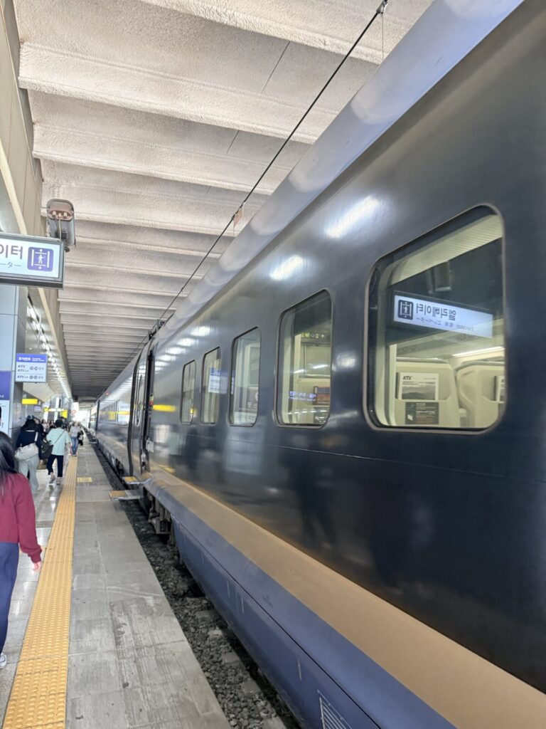 車両が長いKTX